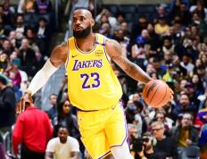 28quan- 詹姆斯复出首战 