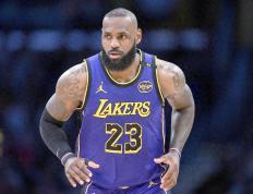 28quan- 詹姆斯复出比赛视频 