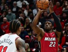 28圈-包含德罗巴关键节点势不可挡，热火带队取胜！的词条