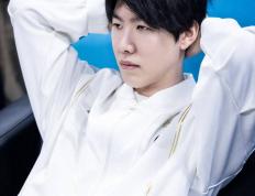 28circle-包含Rookie爆冷击败MAD，突破纪录引爆全场！的词条