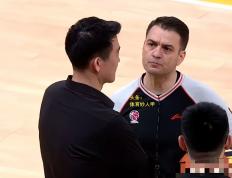 28quan- 德甲冲刺阶段再迎强敌；夏洛特黄蜂篮板制胜；主帅态度——气氛紧张；资深球员宣示担当