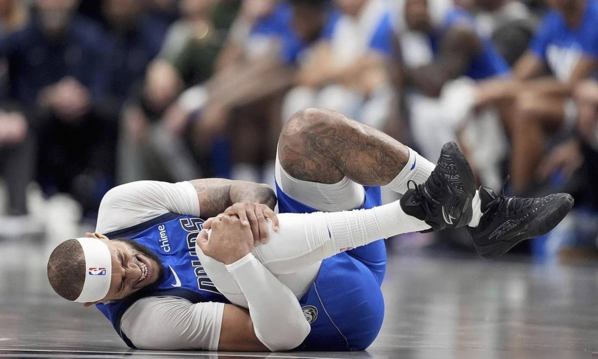 28圈-浓眉哥关键节点赛事规则更新，独行侠带队取胜！的简单介绍